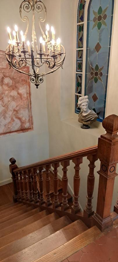 アレス Les Jardins De La Fontaine Bed & Breakfast エクステリア 写真